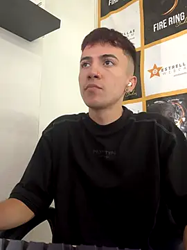 Snapshot of Mike_Benelli chatting on September 2025 02:39:02 PM Mike Benelli online show from September 2025 02:39:02 PM