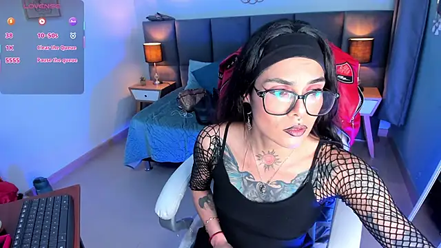 Esmeralda CO online show from April 2026 09:53:02 PM