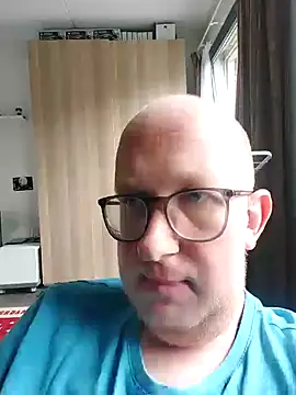 Snapshot of geilerd122 chatting on October 2025 12:26:02 PM geilerd122 online show from October 2025 12:26:02 PM