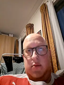 Snapshot of geilerd122 chatting on October 2025 05:12:02 PM geilerd122 online show from October 2025 05:12:02 PM