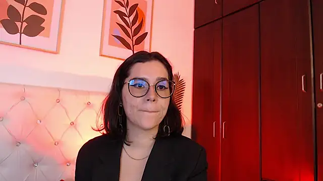 Snapshot of barbyehot chatting on September 2025 10:43:02 PM barbyehot online show from September 2025 10:43:02 PM