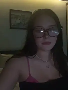 Snapshot of cherryrosealiee chatting on February 2026 12:16:01 PM cherryrosealiee online show from February 2026 12:16:01 PM