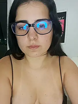 Snapshot of CutteGirl99 chatting on September 2025 12:54:01 AM CutteGirl99 online show from September 2025 12:54:01 AM