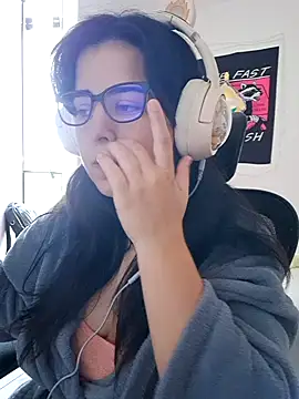 Snapshot of CutteGirl99 chatting on September 2025 12:53:01 PM CutteGirl99 online show from September 2025 12:53:01 PM