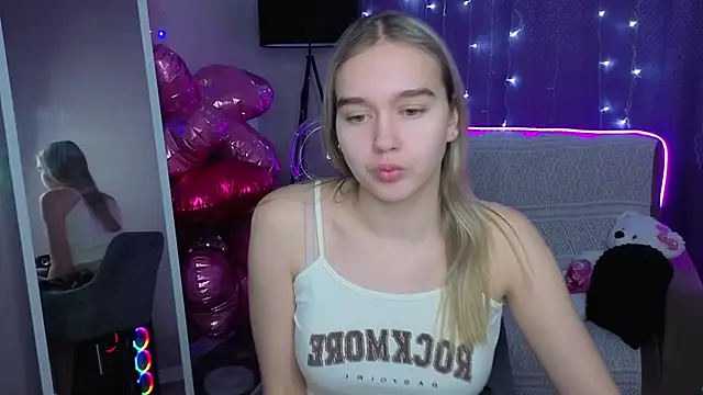 Vel1ka online show from February 2026 12:23:01 PM