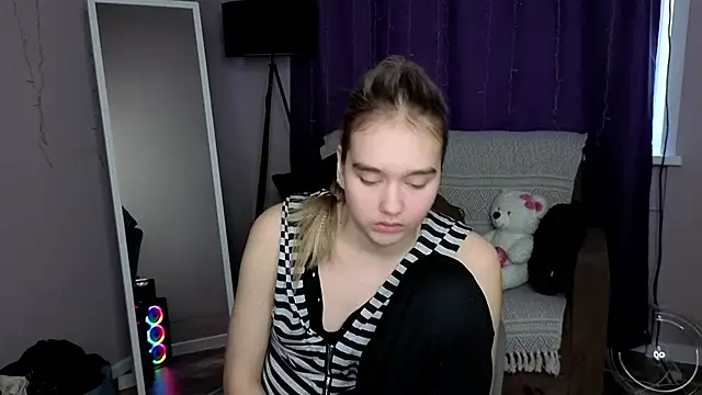 Vel1ka online show from March 2026 01:17:02 PM