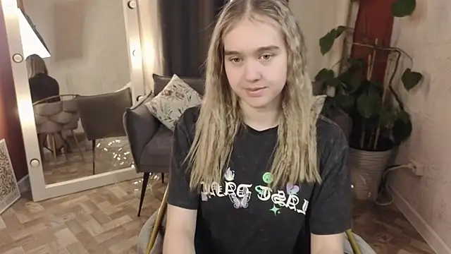 Vel1ka online show from April 2026 12:28:01 PM