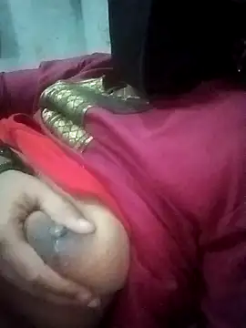 baddy8008 online show from September 2025 04:43:01 PM