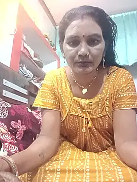 Snapshot of ZIVAA chatting on November 2025 08:31:01 AM ZIVAA online show from November 2025 08:31:01 AM