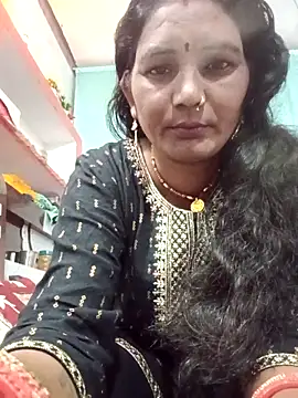 Snapshot of ZIVAA chatting on November 2025 06:13:01 AM ZIVAA online show from November 2025 06:13:01 AM