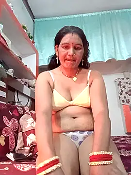 Snapshot of ZIVAA chatting on November 2025 05:40:01 AM ZIVAA online show from November 2025 05:40:01 AM