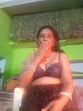 Snapshot of ZIVAA chatting on November 2025 06:22:02 PM ZIVAA online show from November 2025 06:22:02 PM