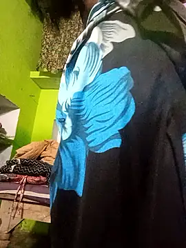 Snapshot of ZIVAA chatting on January 2026 11:12:02 AM ZIVAA online show from January 2026 11:12:02 AM