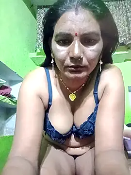 Snapshot of ZIVAA chatting on January 2026 08:09:02 AM ZIVAA online show from January 2026 08:09:02 AM