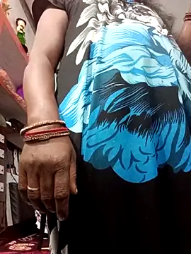 Snapshot of ZIVAA chatting on January 2026 05:55:01 AM ZIVAA online show from January 2026 05:55:01 AM