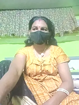 Snapshot of ZIVAA chatting on February 2026 04:00:02 AM ZIVAA online show from February 2026 04:00:02 AM