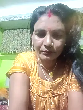 Snapshot of ZIVAA chatting on February 2026 11:04:02 AM ZIVAA online show from February 2026 11:04:02 AM