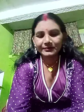 Snapshot of ZIVAA chatting on February 2026 04:53:01 AM ZIVAA online show from February 2026 04:53:01 AM