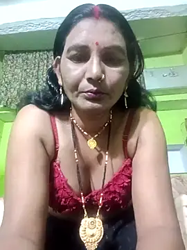 Snapshot of ZIVAA chatting on February 2026 04:53:01 AM ZIVAA online show from February 2026 04:53:01 AM