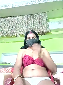 Snapshot of ZIVAA chatting on February 2026 03:41:02 PM ZIVAA online show from February 2026 03:41:02 PM