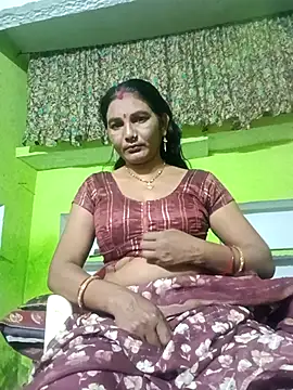 Snapshot of ZIVAA chatting on March 2026 10:44:01 AM ZIVAA online show from March 2026 10:44:01 AM