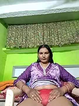 Snapshot of ZIVAA chatting on April 2026 07:35:01 AM ZIVAA online show from April 2026 07:35:01 AM