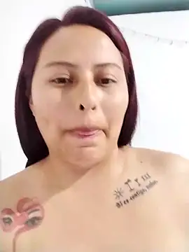 Snapshot of yelezia chatting on December 2025 12:58:02 PM yelezia online show from December 2025 12:58:02 PM