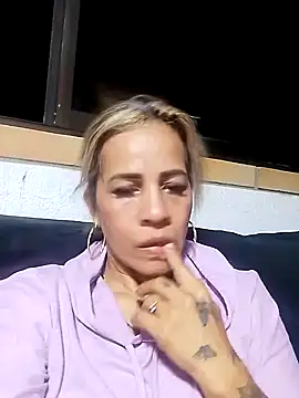 Snapshot of Alisson_Milf chatting on September 2025 02:35:01 AM Alisson Milf online show from September 2025 02:35:01 AM