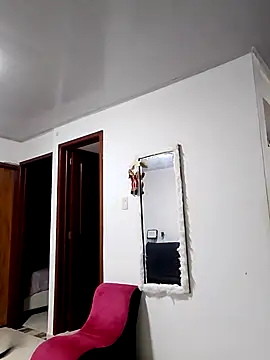 Snapshot of Alisson_Milf chatting on October 2025 02:11:01 AM Alisson Milf online show from October 2025 02:11:01 AM