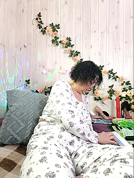 Snapshot of LitisiaLove4551 chatting on February 2026 07:39:01 AM LitisiaLove4551 online show from February 2026 07:39:01 AM