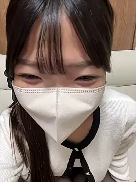 Snapshot of y_yunchan chatting on October 2025 01:09:02 AM y yunchan online show from October 2025 01:09:02 AM