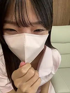 Snapshot of y_yunchan chatting on October 2025 01:09:02 AM y yunchan online show from October 2025 01:09:02 AM