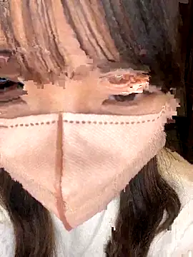 Snapshot of y_yunchan chatting on November 2025 04:12:02 AM y yunchan online show from November 2025 04:12:02 AM