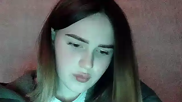 Snapshot of SweetLoraa chatting on November 2025 07:02:02 PM SweetLoraa online show from November 2025 07:02:02 PM