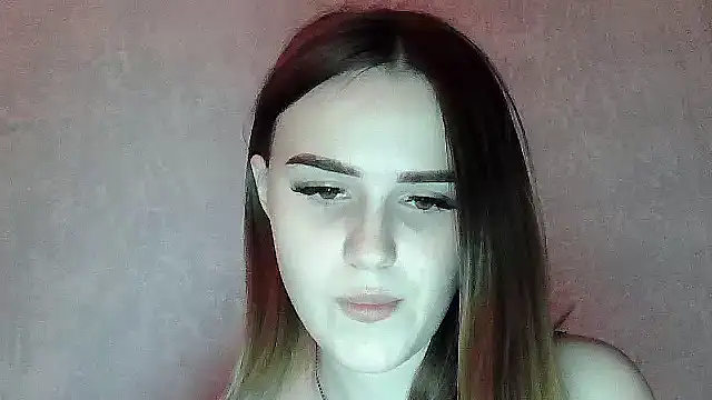 Snapshot of SweetLoraa chatting on December 2025 03:41:01 PM SweetLoraa online show from December 2025 03:41:01 PM