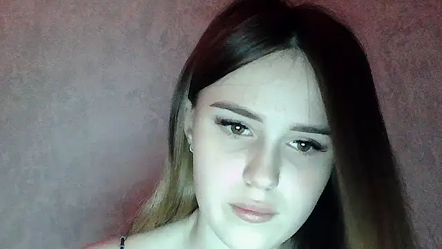 Snapshot of SweetLoraa chatting on February 2026 05:33:01 PM SweetLoraa online show from February 2026 05:33:01 PM