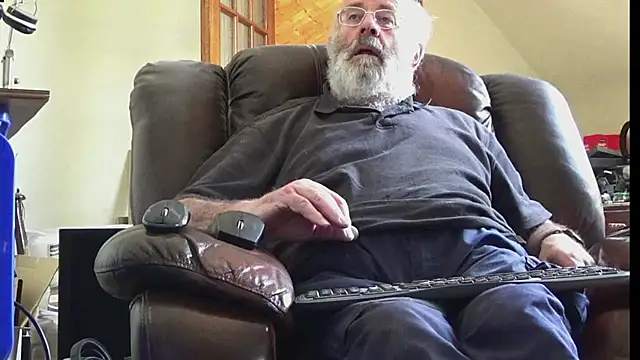 janzer13 online show from July 2026 01:09:02 PM