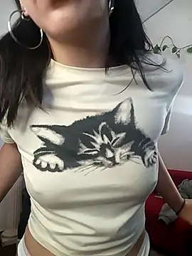 Snapshot of Maia_0 chatting on October 2025 01:56:02 PM Maia 0 online show from October 2025 01:56:02 PM