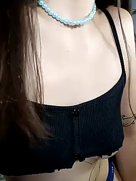 Snapshot of Maia_0 chatting on December 2025 03:17:01 PM Maia 0 online show from December 2025 03:17:01 PM