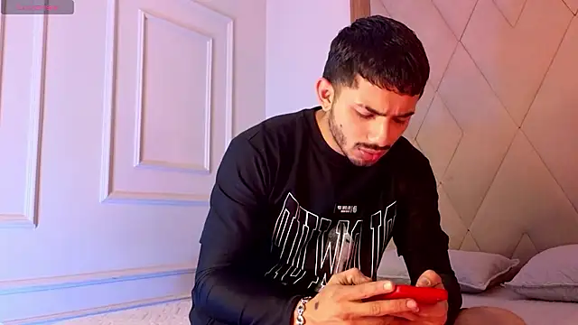 ArturoCardona  online show from January 2026 02:16:01 AM