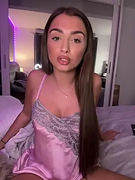 ellariverss online show from August 2026 12:25:01 AM
