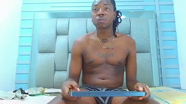 Snapshot of Black_Fire10 chatting on December 2025 06:48:01 PM Black Fire10 online show from December 2025 06:48:01 PM