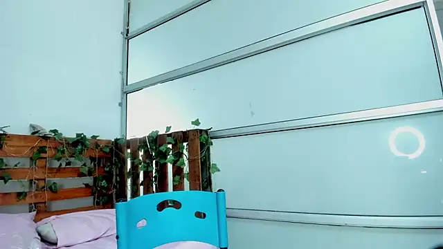 cris dulce online show from March 2026 10:15:01 PM