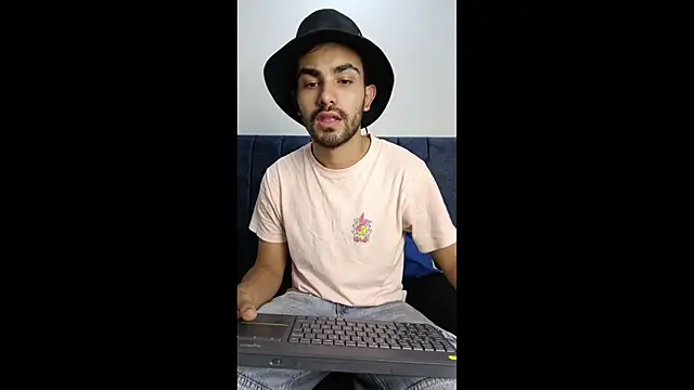 Snapshot of JuanchoAfpa chatting on October 2025 02:26:01 AM JuanchoAfpa online show from October 2025 02:26:01 AM