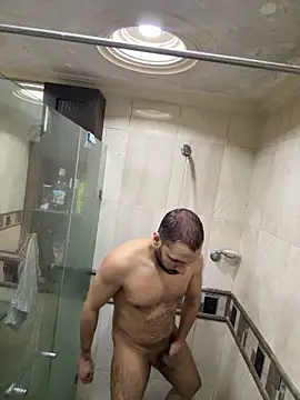   Damian    online show from September 2025 09:40:02 PM