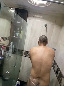   Damian    online show from October 2025 11:27:02 PM