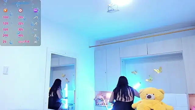 LilyWhitney online show from May 2026 04:08:01 AM