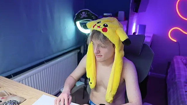 Snapshot of Serxyi chatting on January 2026 05:27:02 PM Serxyi online show from January 2026 05:27:02 PM