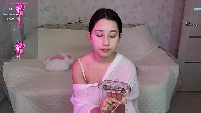 Eva Maller online show from May 2026 08:29:01 AM