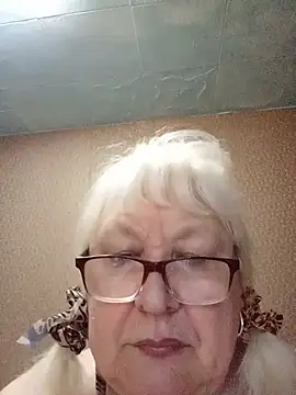 Alexia64231 online show from June 2026 10:47:02 PM
